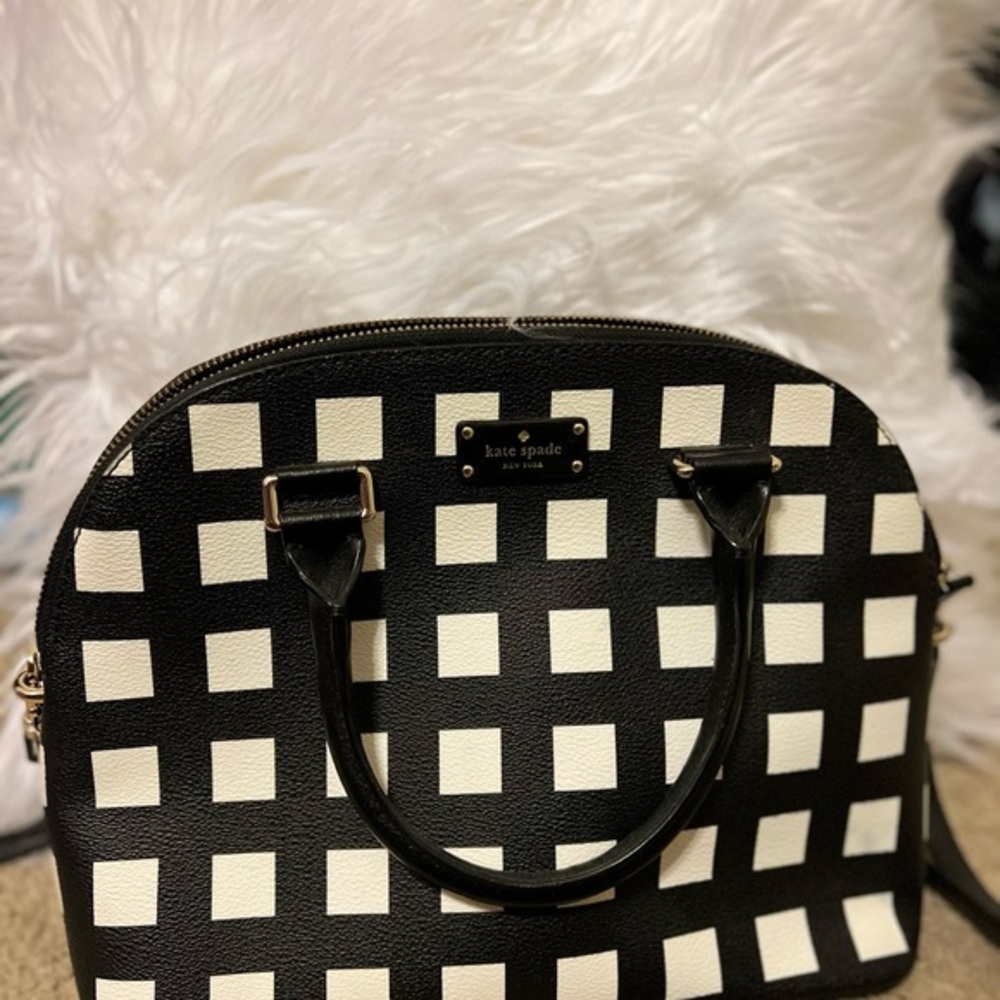 Kate Spade ♠️ - Picture 4 of 6